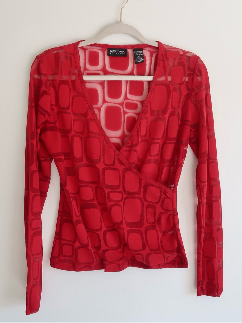 Vintage Y2K New York & Company Red Mesh Wrap Geometric Sheer Long Sleeve Blouse